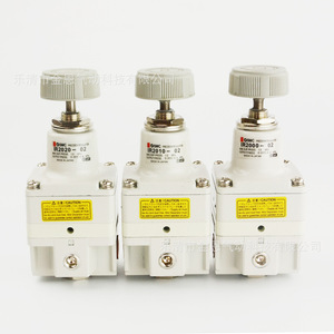 Régulateur de pression de précision OSMC IR2000-02 pour usage industriel - Product Image 1