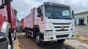Camión Volquete Minero HOWO 6x4 Usado, Motor Diésel Weichai de 371HP, Euro 3, Chasis Reforzado, Carga Útil de 30 Toneladas, Caja de Cambios Manual FAST - Product Image 3