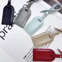 Étiquette de bagage anti-perte en cuir PU pas cher, personnalisée avec logo estampé or, mini format avion, petite taille