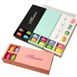 Factory Cheap Custom Eco-friendly Paper Candy Macaron Gift Box Packaging With Plastic Tray Lid Base Chocolate Boxes Packaging