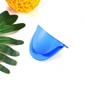 Heat Resistant Cooking Pot Holder Gloves Mini Silicone Oven Pinch Mitts - Product Image 2