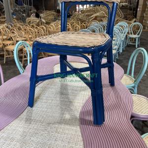 Chaise exclusive pour enfants en rotin naturel fait à la main: confort ergonomique et design artisanal élégant - Product Image 4