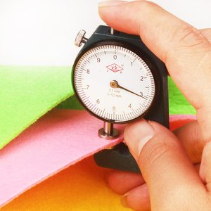 Bán Hot Trung Quốc 1Mm/2Mm/3Mm/4Mm/5Mmpolyester Cảm Thấy Nhà Máy Bán Buôn 100% Tuyệt Vời Vật Nuôi Không Dệt Kim Đấm Cảm Thấy Không Dệt - Product Image 3