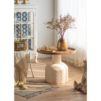 Tables basses rondes de dessus en bois massif de salon vintage rustique européen antique avec base en métal pour la maison