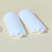 Flacon pompe sans air à double paroi rond en plastique recyclable 10 ml*2 à double compartiment pour les soins de la peau