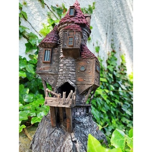 Jeu de société personnalisé en résine, tour de dés dnd en forme de maison de ville médiéval rétro, vente en gros - Product Image 5