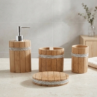 Ensemble d'accessoires de salle de bain 4 pièces en résine, design moderne et luxueux, motif grain de bois imitation, détails en corde tressée argentée, facile à nettoyer, pour la maison