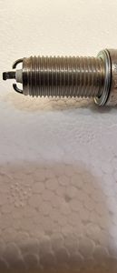 หัวเทียนอิริเดียมโกลด์ 90919-C1006FK16HBR-J8 ของใหม่ สำหรับเปลี่ยนแทน Crown/Ruizhi/<span class=keywords><strong>3</strong></span>/ ES350/300H/2 # # ไฮบริด (จีน) น้ำมันเบนซิน โคโรนา 1 - Product Image 2