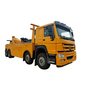 Ağır hizmet tipi Sinotruk Howo 8x4 Rhd çekici kamyon 50 ton Rotator vinç bomu tamir kamyonu