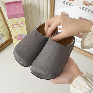 Ciabatte per bambini con suola spessa e punta larga, resistenti all'usura, stile coreano <span class=keywords><strong>Bao</strong></span> <span class=keywords><strong>Tou</strong></span>, adatte per primavera, autunno e estate 2026 - Product Image 5