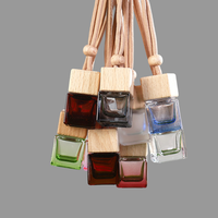 Diffuseur de parfum pour voiture en verre de forme carrée avec bouchon à vis en bois, logo personnalisé, 8 ml, dégradé noir givré