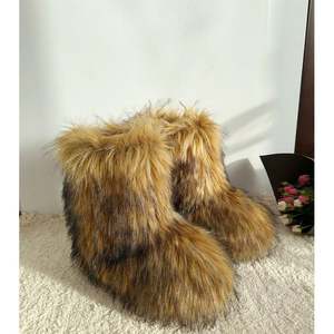 Faux Fur Outside Hombres Botas de nieve Fluffy Winter Women Flat Fur Boots - Product Image 5