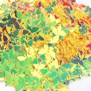 Tự Làm Handmade 13Mm Nhỏ 2 Lỗ <span class=keywords><strong>Sequins</strong></span> Quay Vàng Sáng Bóng PVC Số Lượng Lớn Bướm Đính Cườm May Holographic Loose <span class=keywords><strong>Sequins</strong></span> Cho Trang Phục - Product Image 2