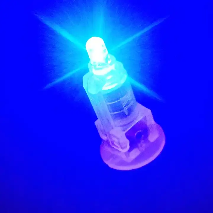 2024 nueva lámpara LED linterna de papel camping mini linterna de luz led para Festival