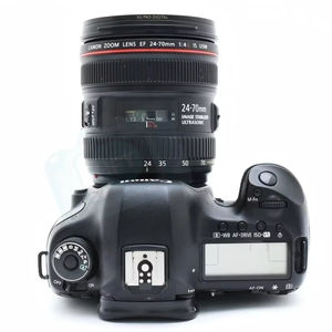 Cámara DSLR HFT Profesional <span class=keywords><strong>EOS</strong></span> <span class=keywords><strong>5D</strong></span> <span class=keywords><strong>Mark</strong></span> <span class=keywords><strong>III</strong></span> con Lente EF 24-70L, Kit de Fotograma Completo, Video 1080P, Batería de Litio Recargable, 1 Año de Garantía - Product Image 4