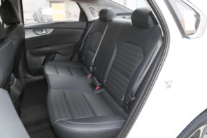 <span class=keywords><strong>KIA</strong></span> K3 2024 Fabricado en China, Auto Económico de Gasolina 1.5L CVT, Autos de Gasolina a Bajo Precio, Auto <span class=keywords><strong>Kia</strong></span> en Venta - Product Image 6