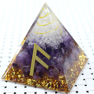 Adornos de Pirámide de Cristal con Runas Kogiya, Artesanías de Resina Epoxi, Grabado Láser, Decoración para el Hogar, Regalo DIY - Product Image 3