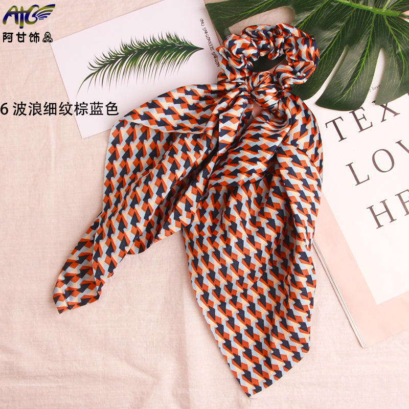 6เส้นคลื่นสีน้ำตาลสีน้ำเงิน