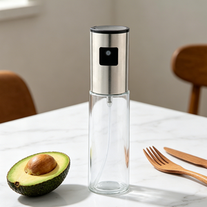 Vente en gros : Flacon pulvérisateur d'huile en <span class=keywords><strong>verre</strong></span> borosilicate de 100 ml avec tête en acier inoxydable et <span class=keywords><strong>action</strong></span> <span class=keywords><strong>à</strong></span> pression - Product Image 1