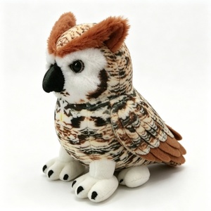 Peluche de búho de bosque con manchas en tonos tierra personalizado, Peluche de búho con patrón de plumas impreso en detalle, Peluche de búho orejudo grande - Product Image 2