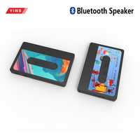 Merchandise Kampanye Perusahaan dengan Logo Kustom: Speaker Kaset