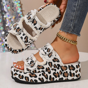 Sandali Casual Estivi da Donna 2026 con Tacco Lame, Fibbia in Denim e Suola Antiscivolo, Taglie Grandi, per Esterni - Vendita all'Ingrosso - Product Image 3