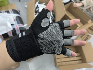 High Quality Gym Gloves for Men Women <b>Half</b> Finger Spandex/Cotton Non <b>Slip</b> Palm Support Weightlifting Gloves for Unisex - Product Image 3