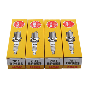 หัวเทียนทองแดงมาตรฐาน NGK BP6ES 7811 แพ็ค 4 ชิ้น อะไหล่จุดระเบิดประสิทธิภาพสูงสำหรับเครื่องยนต์ขนาดเล็กและยานยนต์ - Product Image 1