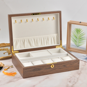 กล่องไม้ฝาปิดบานพับแบบกำหนดเองสำหรับเครื่องประดับน้ำหอมหรือเครื่องเทศสำหรับเป็นของขวัญ - Product Image 4