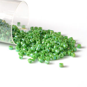 Perles de verre Miyuki Delica JP 11/0 1,6 mm 10g, couleur arc-en-ciel, pour la fabrication de bijoux, bracelets, colliers, accessoires DIY - Product Image 1