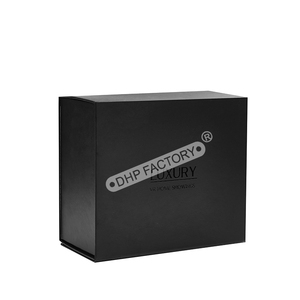 Caja de Regalo Magnética Plegable de Cartón para Ropa, Ideal para Sudaderas con Capucha de Lujo - Product Image 3