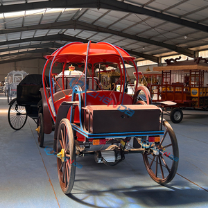 Carruaje eléctrico rojo con detalles azules para turismo y bodas - Product Image 1
