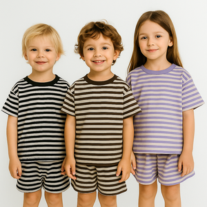 Ensembles de vêtements pour enfants tendance, ensembles courts rayés en coton, vêtements assortis pour frère et sœur, tenues jumelles d'été 2026, vente en gros - Product Image 1