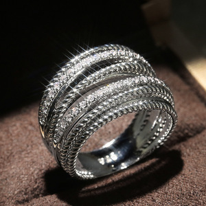 Bague à motif croisé simple pour femme - Product Image 3