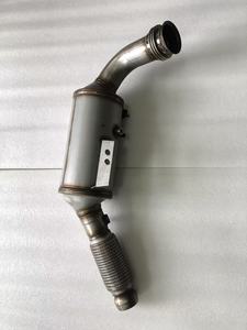Car Exhaust Parts OEM Replacement Three Way Catalytic Converter for BENZ Sprinter 906 - Product Image 3