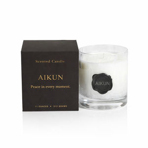 เทียนหอม AIKUN ขายส่งในขวดแก้วสีม่วง ผลิตจากขี้ผึ้งถั่วเหลืองธรรมชาติ ให้ความหอมยาวนาน เหมาะสำหรับโรงแรมและบ้านพักอาศัย - Product Image 4