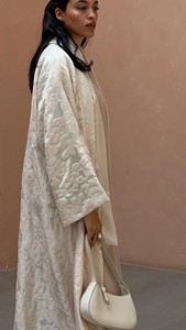 하피자 뉴 화이트 리프 자카드 텍스처 오픈 아바야 (스카프 포함) 단정한 무슬림 여성 맥시 드레스 두바이 이슬람 패션 도매 - Product Image 6