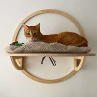 Vente en gros de haute qualité classique écologique en bois massif étagère murale griffoir pour chat hamac pour chat arbre à chat cadre d'escalade mural