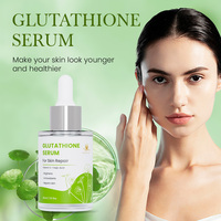 Marque privée OEM ODM Sérum pour le visage hydratant blanchissant anti-rides à la vitamine C, acide kojique et glutathion