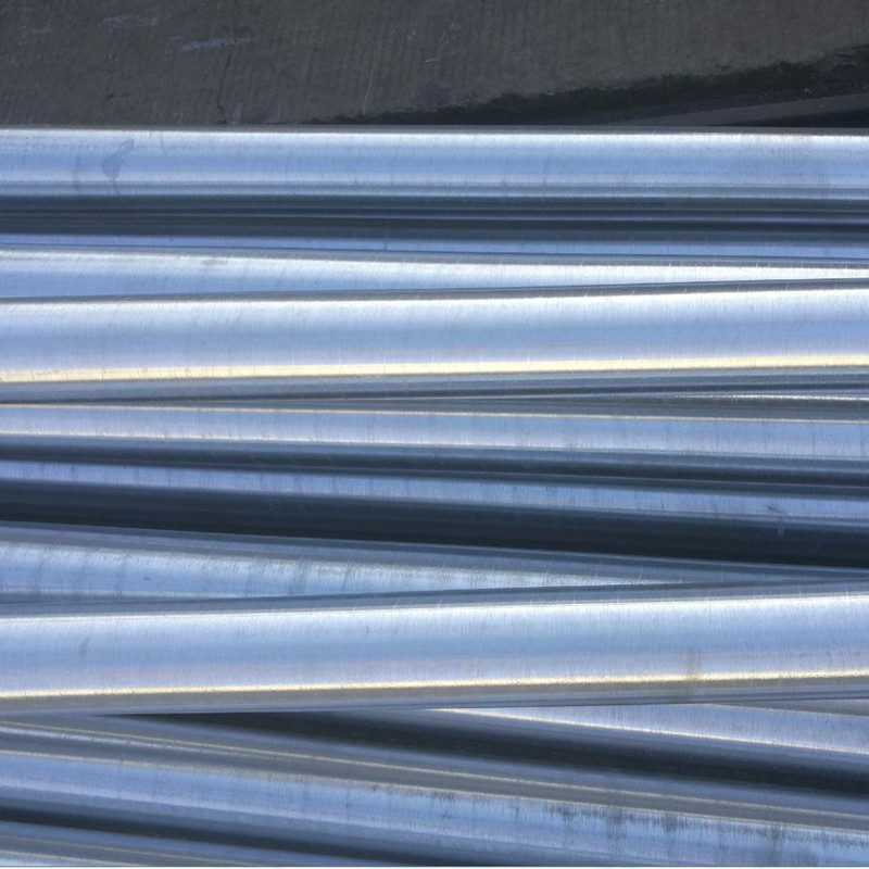 Оцинкованная стальная лампа стойка солнечной системы светодиодный полюс с 1985 года производитель фокусирует Интеллектуальный уличный фонарь