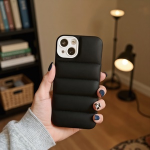 Biểu Tượng Tùy Chỉnh Đầy Màu Sắc Mềm Silicone Chống Sốc Thể Thao Điện Thoại Di Động Trường Hợp Bìa Cho <span class=keywords><strong>Iphone</strong></span> 13 11 12 Pro Max X XR XS Áo Khoác Phong Cách - Product Image 3