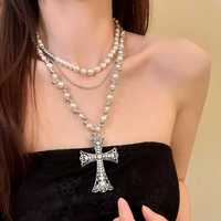 Collier long tendance punk multicouche avec pendentif croix en perles de haute qualité, chaîne de clavicule de designer