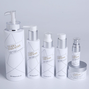 Flacone Cosmetico di Lusso Vuoto in Plastica Rosa Rotondo con Pompa per Crema Viso, Lozione e Spray - Product Image 1