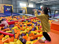 Parc de jeux gonflables pour enfants avec toboggan et château gonflable, équipements d'aventure amusants pour enfants