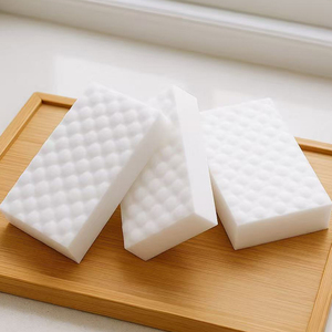 Goma de borrar de espuma limpia multifuncional al por mayor, esponja de melamina mágica para el hogar con bloques blancos - Product Image 1