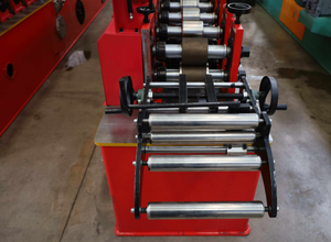 מכונת עיצוב רצועות תריס גלילה מכונת עיצוב לוחות תריס גלילה - Product Image 4