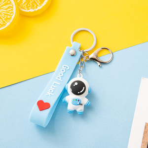 Creative Cartoon Astronaut Keychain Epoxy Resin Portable Charm Car Bag Keychain - Product Image 3