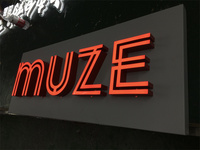 Letra de palabra Señalización 3D Led Iluminado Señal de puerta digital Letras frontales y retroiluminadas Iluminación 3D Acrílico Led Canal Letras Señalización