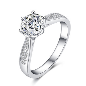 Anello Nuziale Classico a Sei Punte per Donne, Gioiello Elegante e Scintillante per il Dito - Product Image 1