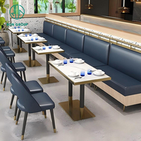 Ensemble de mobilier moderne pour café, restaurant, tables carrées en marbre, chaises en cuir bleu et canapé assorti